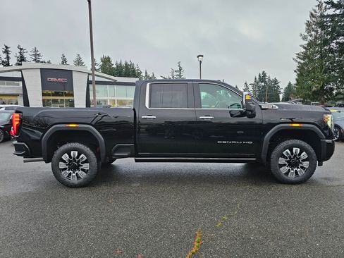 New 2026 GMC Sierra 2500 Denali w/ Denali Reserve Package image 8