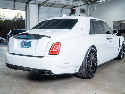 Used 2023 Rolls-Royce Phantom Sedan image 6