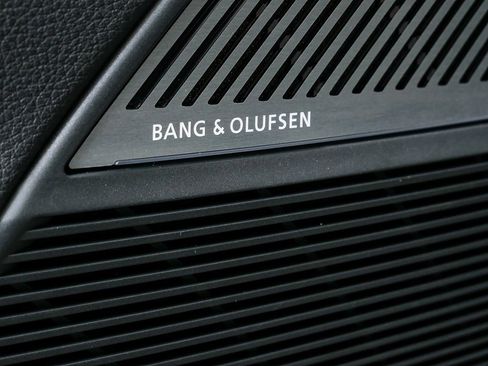 Used 2026 Audi SQ7 Prestige w/ S Sport Package image 7