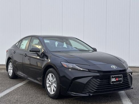New 2026 Toyota Camry LE image 5