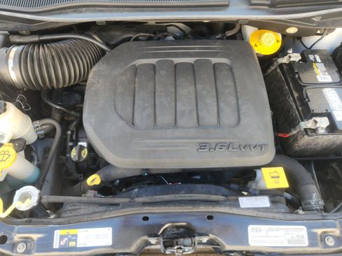 Used 2020 Dodge Grand Caravan GT FWD image 32