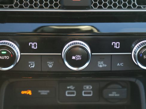 Used 2024 Honda Civic Touring image 27