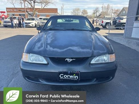 Used 1998 Ford Mustang GT image 2
