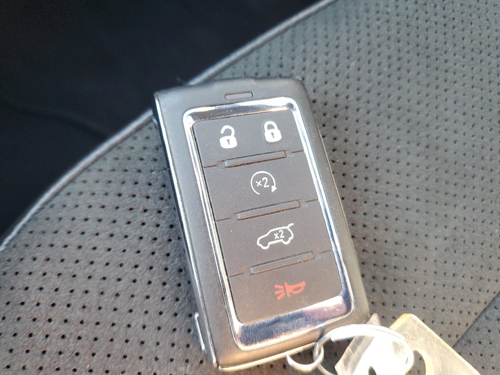 Used 2026 Jeep Grand Cherokee Altitude RWD image 23
