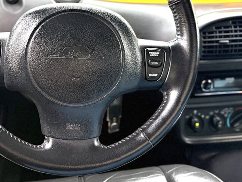 Used 2002 Chrysler Prowler RWD image 26