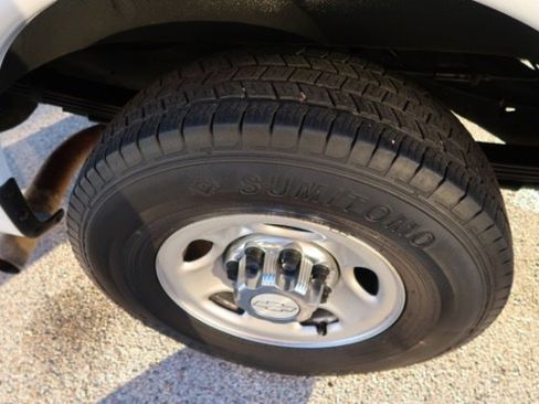 Used 2018 Chevrolet Express 3500 LT w/ LT Preferred Equipment Group image 14