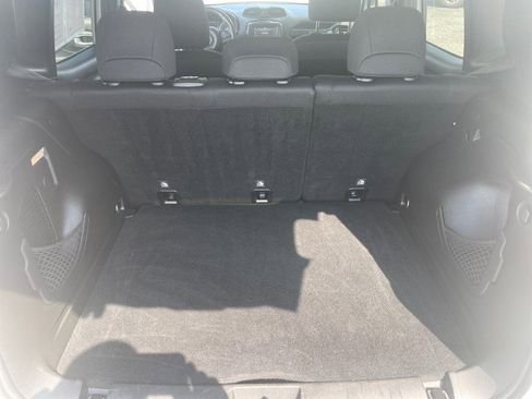 Used 2020 Jeep Renegade Altitude image 13