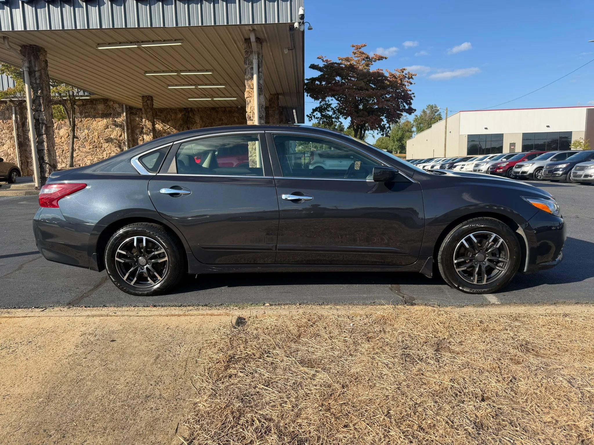 Used 2018 Nissan Altima 2.5 S w/ S Convenience Package FWD image 8