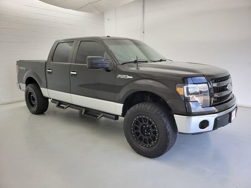 Used 2014 Ford F150 XLT w/ Equipment Group 302A Luxury AWD/4WD image 4