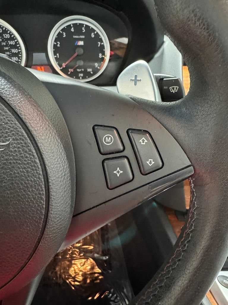 Used 2008 BMW M6 Convertible RWD image 17