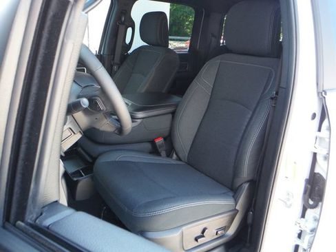 Used 2026 RAM 2500 Big Horn AWD/4WD image 5