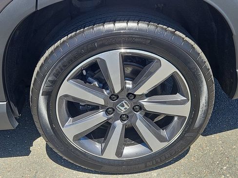 Certified 2023 Honda Pilot Elite image 8