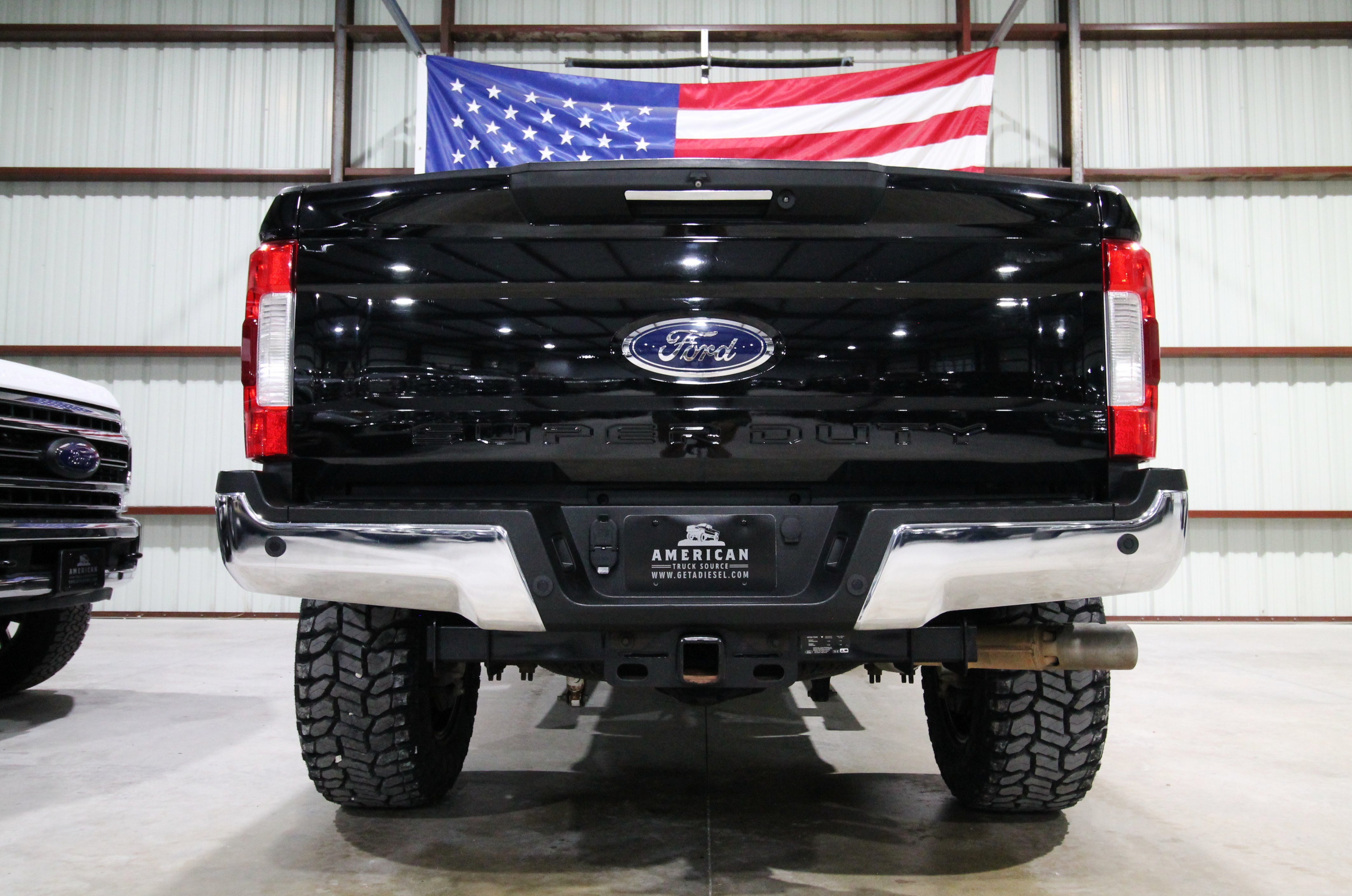 Used 2017 Ford F250 Lariat w/ Lariat Ultimate Package AWD/4WD image 9