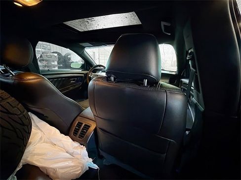 Used 2017 Ford Taurus SHO w/ Sho Performance Package image 11