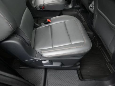 Certified 2025 Ford Explorer Active w/ Active Comfort Package AWD/4WD image 27