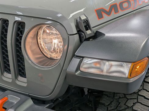 Used 2022 Jeep Gladiator Mojave w/ Trailer Tow Package AWD/4WD image 12