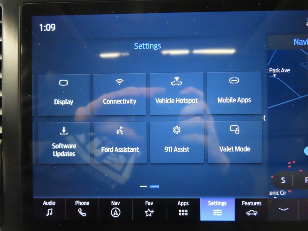 Used 2026 Ford F350 Lariat w/ Lariat Ultimate Package AWD/4WD image 26