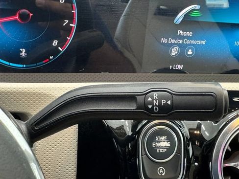 Used 2020 Mercedes-Benz CLA 250 image 27