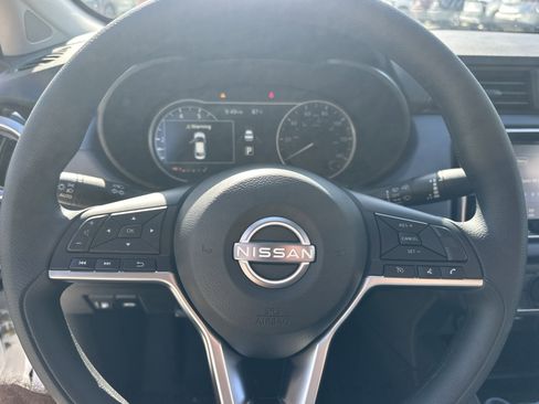 New 2025 Nissan Versa SV w/ Trunk Package image 16
