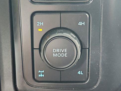 Used 2025 Ford F250 XLT w/ FX4 Off-Road Package AWD/4WD image 51