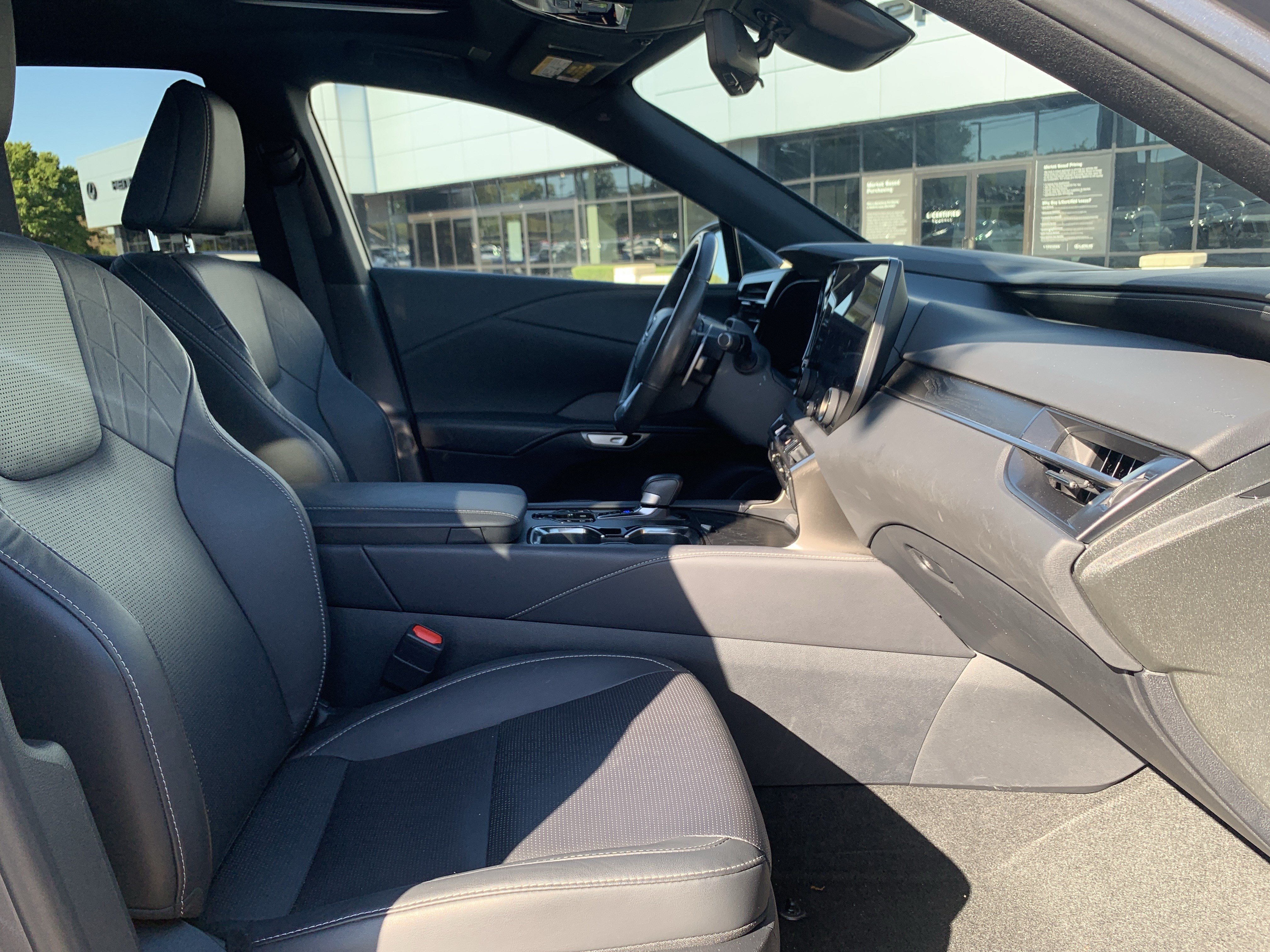 Used 2023 Lexus RX 350 Premium Plus w/ Accessory Package AWD/4WD image 35