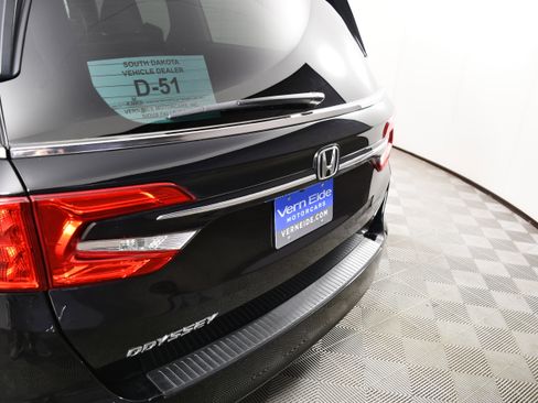 Certified 2024 Honda Odyssey EX-L image 15
