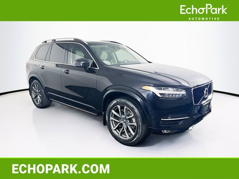 Used 2018 Volvo XC90 T6 Momentum w/ Convenience Package image 1