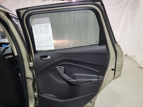 Used 2018 Ford Escape SE image 50