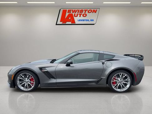 Used 2015 Chevrolet Corvette Z06 w/ 3LZ Preferred Equipment Group RWD image 1