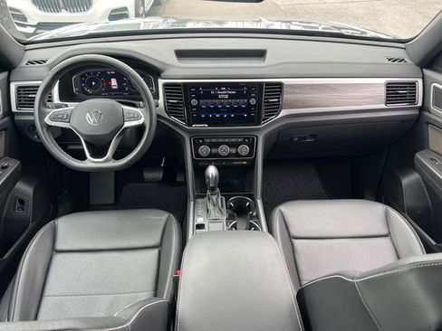 Used 2023 Volkswagen Atlas Cross Sport SE image 25