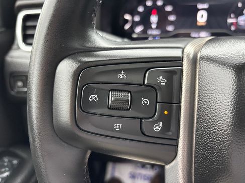 Used 2023 GMC Yukon XL Denali image 19