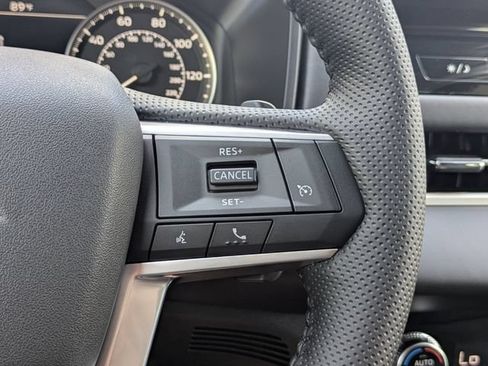 New 2026 Mitsubishi Outlander LE FWD image 27
