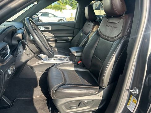 Used 2021 Ford Explorer Platinum w/ Equipment Group 601A AWD/4WD image 10