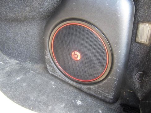 Used 2013 Chrysler 300 S RWD image 25