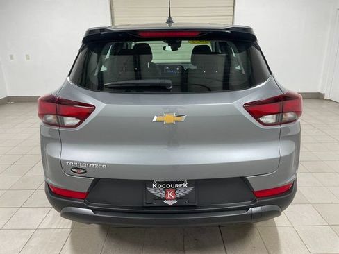 Used 2024 Chevrolet TrailBlazer LS FWD image 5