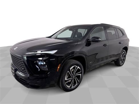 Used 2025 Buick Enclave Sport Touring image 1