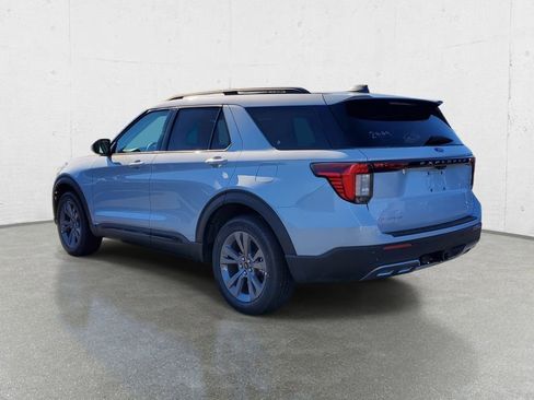 New 2026 Ford Explorer Active w/ Active Comfort Package image 5