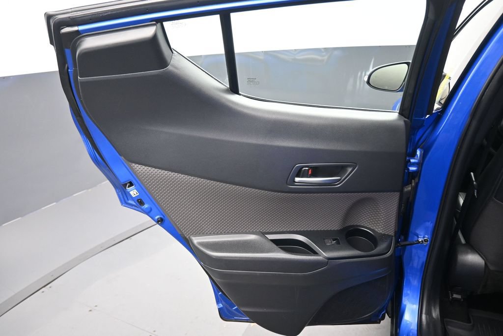 Used 2021 Toyota C-HR Limited FWD image 29