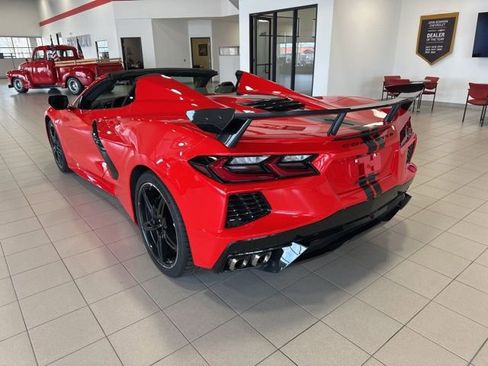 Used 2022 Chevrolet Corvette Stingray Premium Conv w/ Z51 Performance Package image 3