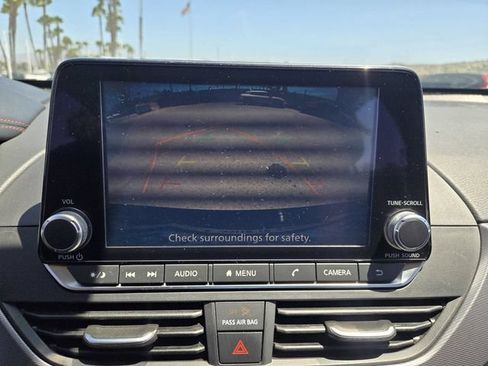 Used 2024 Nissan Altima 2.5 SR FWD image 16