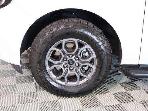 Used 2025 Ford Expedition Active RWD image 17