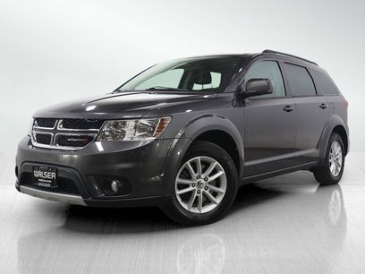 Used 2016 Dodge Journey SXT w/ Comfort/Convenience Group