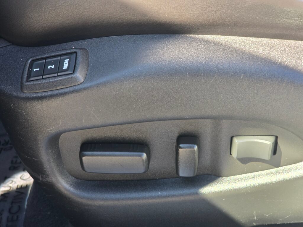 Used 2015 Cadillac SRX Performance w/ Driver Awareness Package FWD image 26