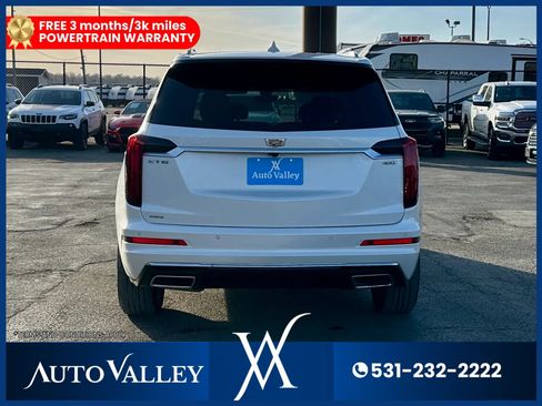 Used 2022 Cadillac XT6 Premium Luxury w/ Technology Package image 6