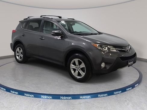 Used 2015 Toyota RAV4 XLE AWD/4WD image 4