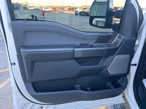 Used 2022 Ford F150 Lariat w/ Equipment Group 502A High image 16