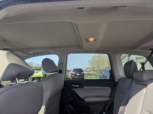 Used 2015 Subaru Forester 2.5i Touring w/ Eyesight & Navigation System image 18