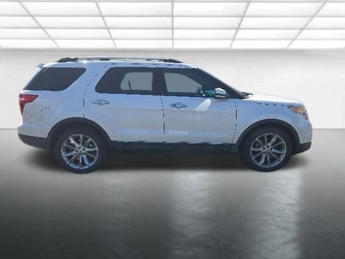 Used 2014 Ford Explorer Limited w/ Equipment Group 301A FWD image 6