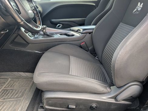 Used 2019 Dodge Challenger R/T Scat Pack RWD image 7