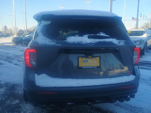 Used 2023 Ford Explorer ST w/ Equipment Group 401A image 7